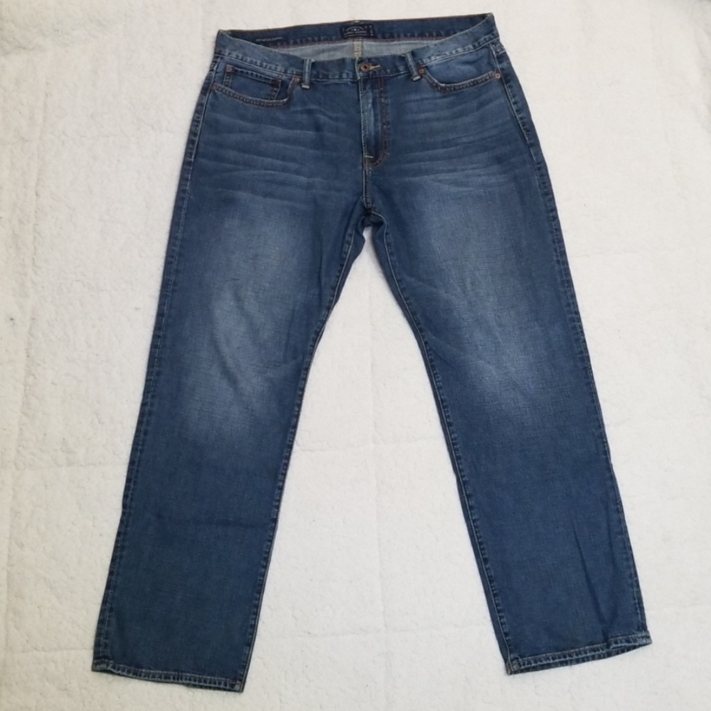 Mens Lucky Brand jeans 38-32